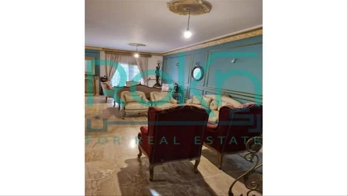 فيلا فاخرة 370 متر مع مناظر رائعة للبيع