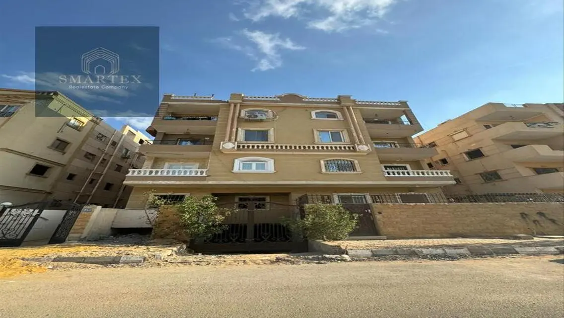Stunning Apartment in Prime Location with Lobby