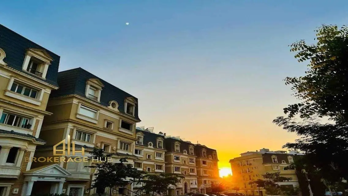 Luxury Apartment for Sale with Lake Views