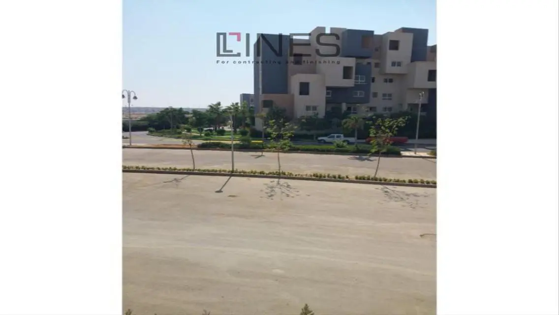شقة في ميجا مول بتصميم عصري بمساحة 13000 متر