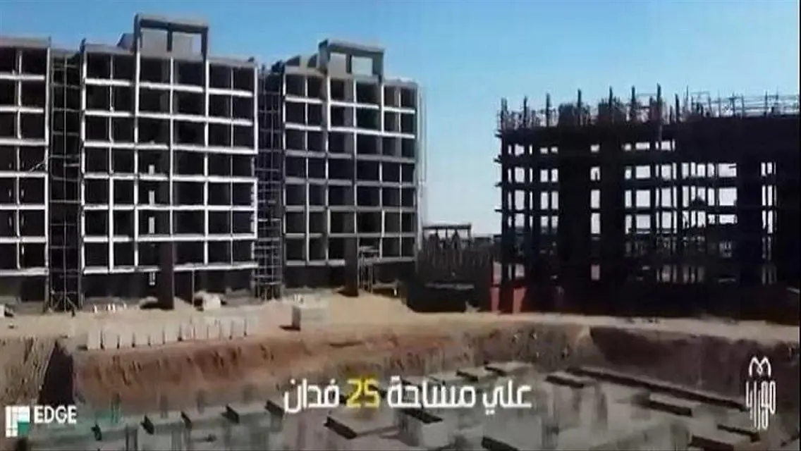فيلا فاخرة للبيع بمساحة 700 متر مع حديقة ومسبح خاص