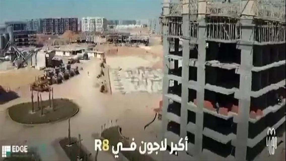 فيلا فاخرة للبيع بمساحة 700 متر مع حديقة ومسبح خاص