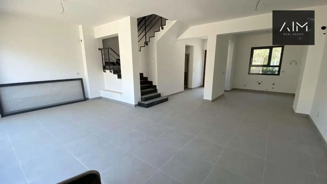 Luxury Apartment with Balcony in the City Center