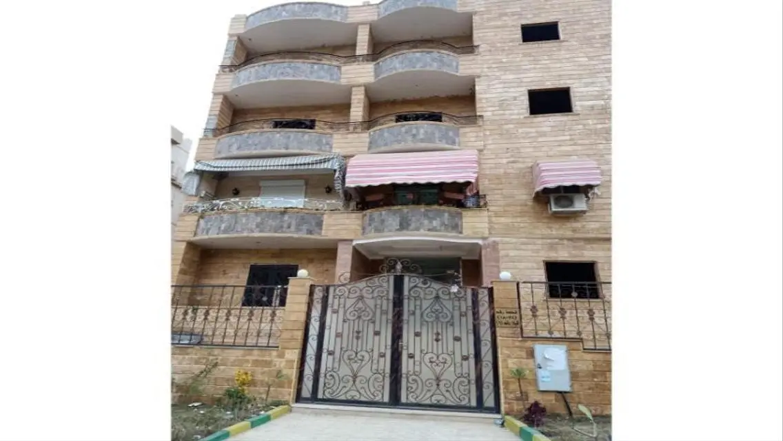 Spacious 3-Bedroom, 2-Bath Apartment with 3200 meters