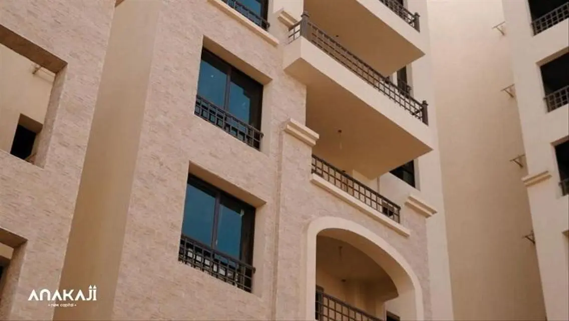 فيلا فاخرة مع مسبح وحديقة خاصة