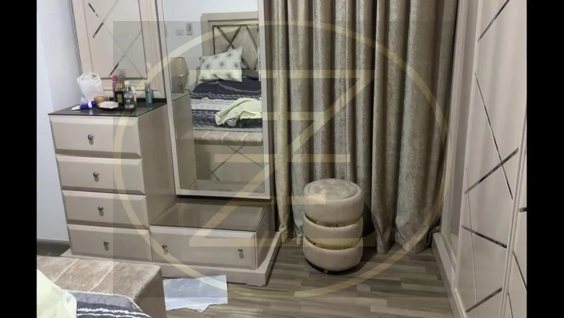 شقة رائعة للبيع في B8 بمساحة 135 متر