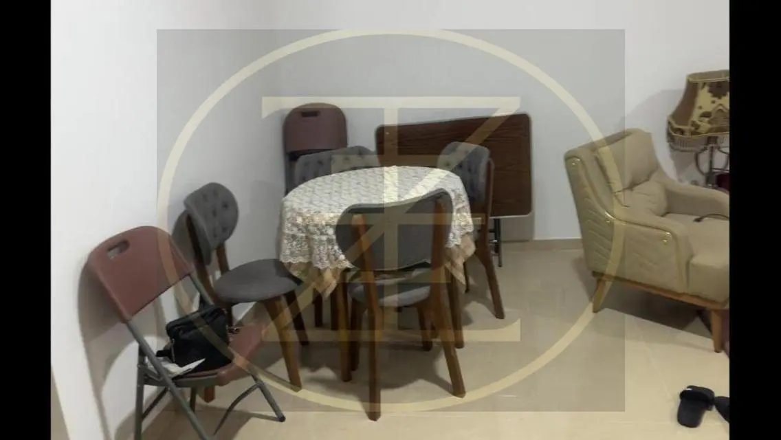 شقة رائعة للبيع في B8 بمساحة 135 متر