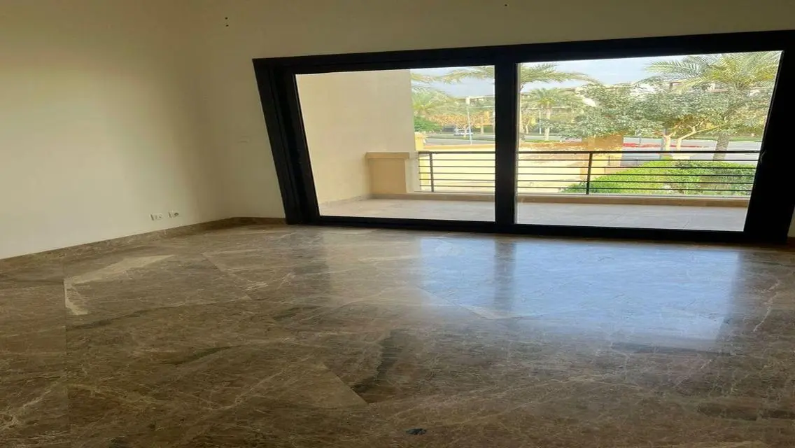 Luxury Property with Exceptional Amenities for Relaxation