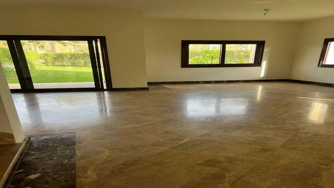 Luxury Property with Exceptional Amenities for Relaxation