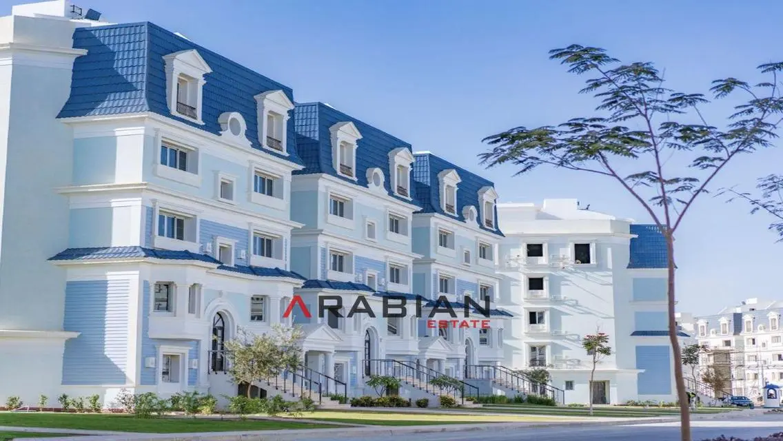 Luxurious Apartment with Spacious Living and Stunning Views