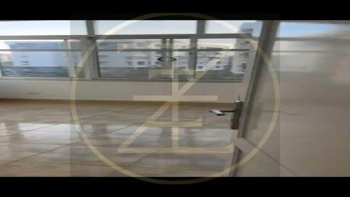 شقة فاخرة للإيجار في B10