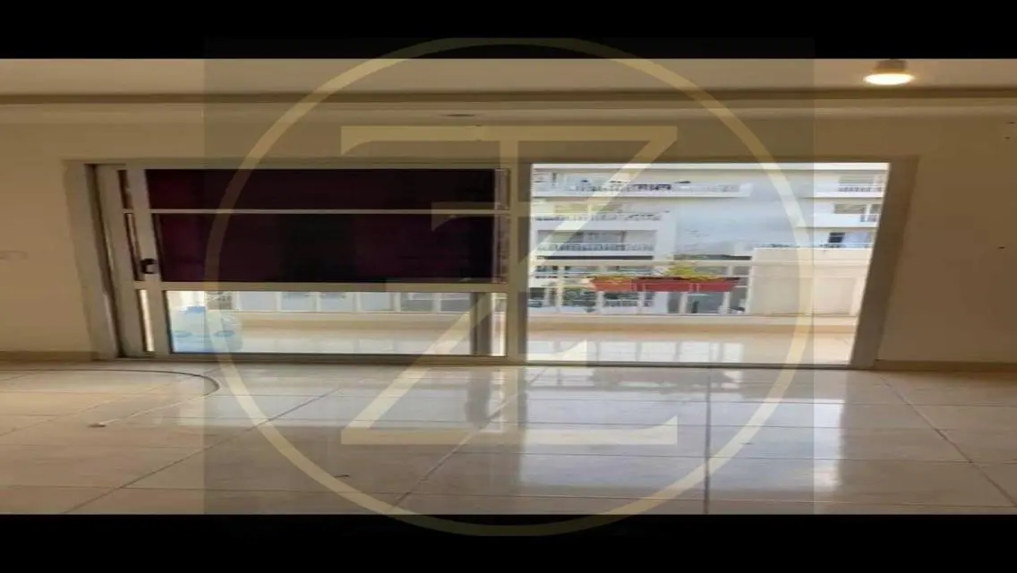 شقة فاخرة للإيجار في B10