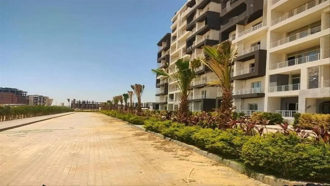 شقة فاخرة في مدينة R7 مع جميع المرافق