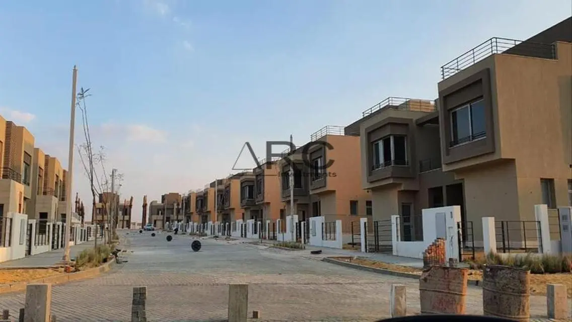 Luxury Studio with Excellent Amenities for Sale