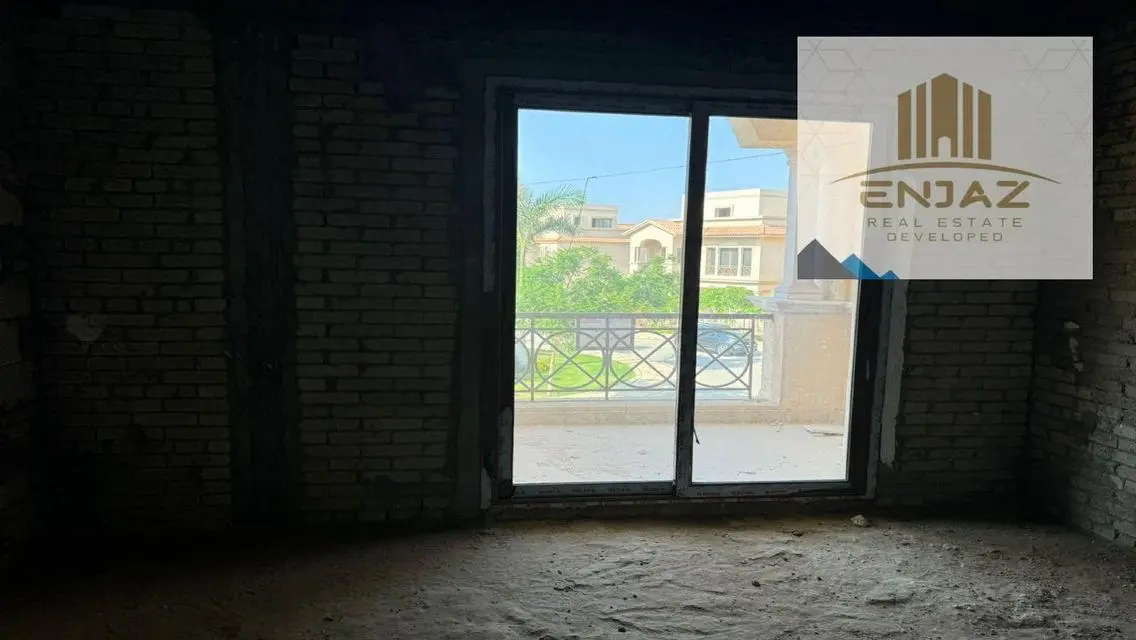 Luxury Villa for Sale in Prime Location - 600 sqm