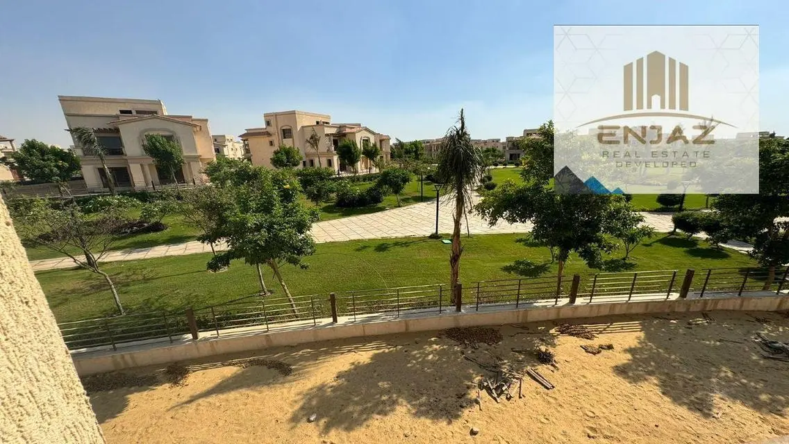 Luxury Villa for Sale in Prime Location - 600 sqm