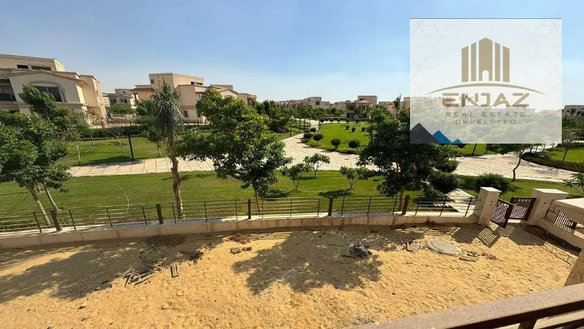 Luxury Villa for Sale in Prime Location - 600 sqm
