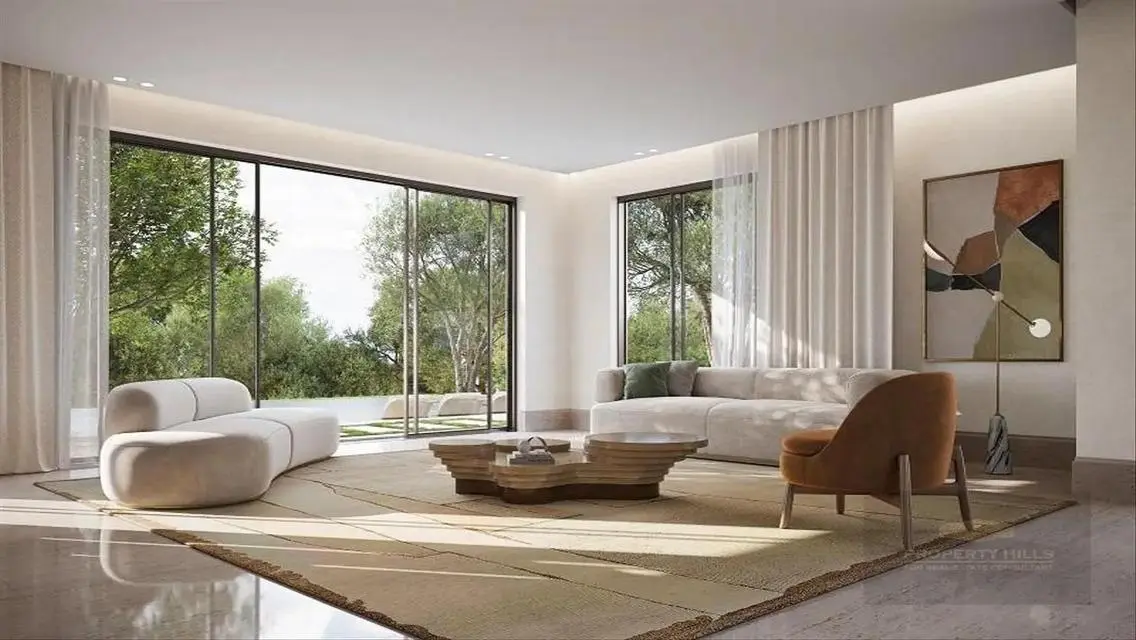 Luxury Villa with Private Pool and Lake View