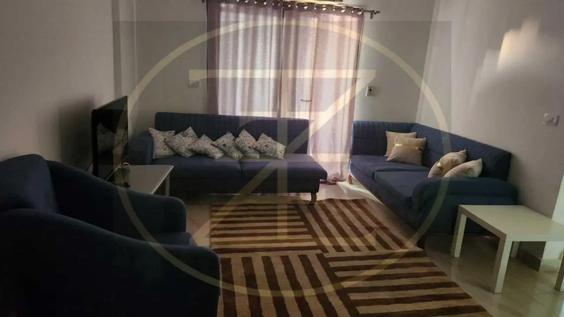شقة فاخرة بموقع مميز 23000 ج/شهر