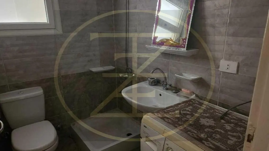 شقة فاخرة بموقع مميز 23000 ج/شهر