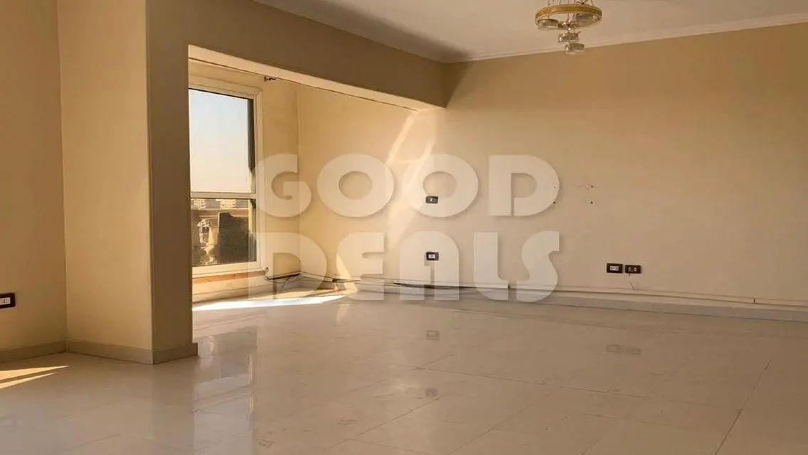 Luxurious Apartment for Sale with Spacious Design