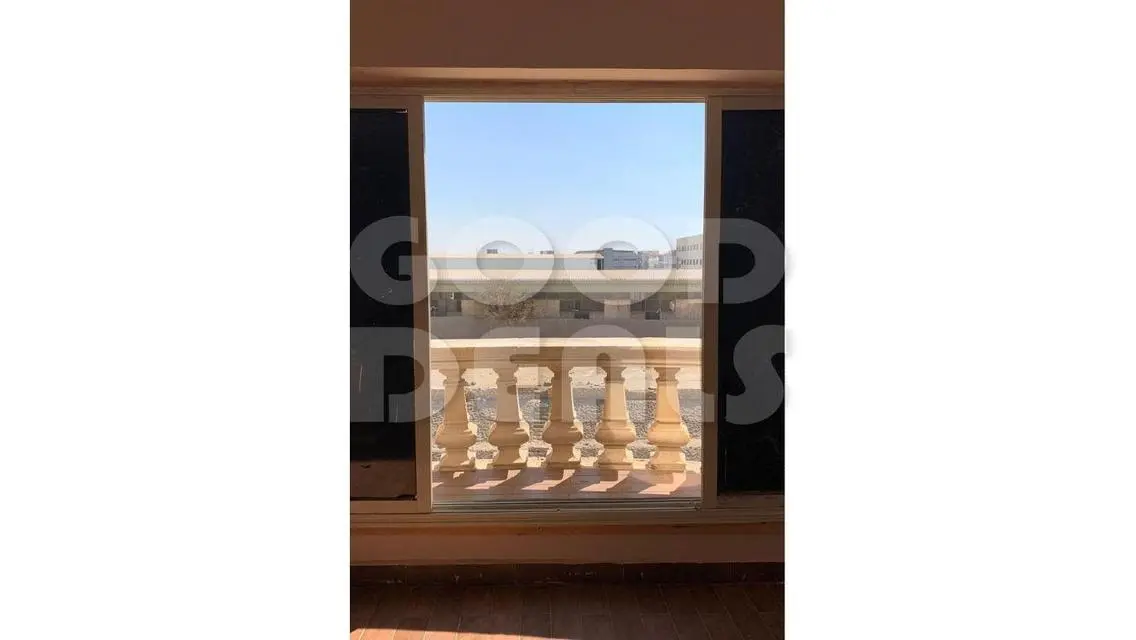 Luxurious Apartment for Sale with Spacious Design