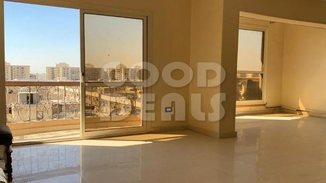 Luxurious Apartment for Sale with Spacious Design