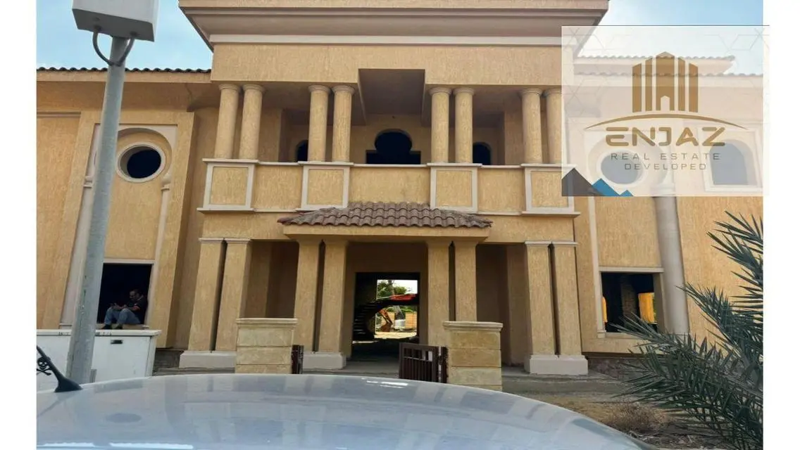 Villa 6-1298 - Unique Investment with Luxury Features