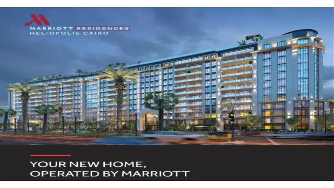 Luxury Apartment Overlooking Lakes with Shared Pool and Health Club