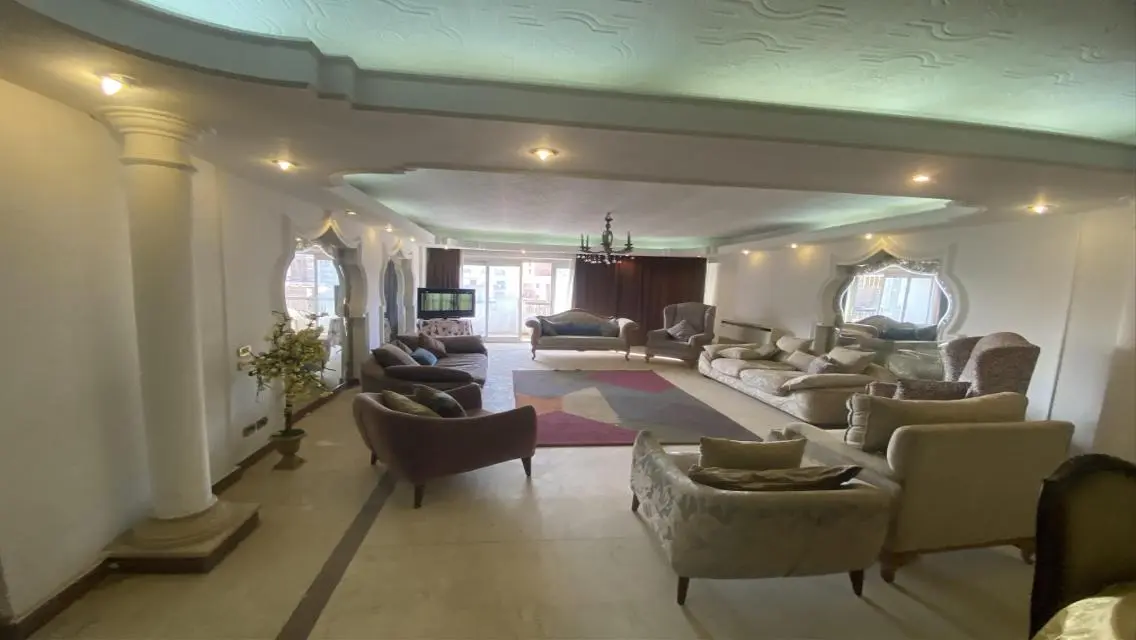 Luxury Apartment with Modern Design in A-Class