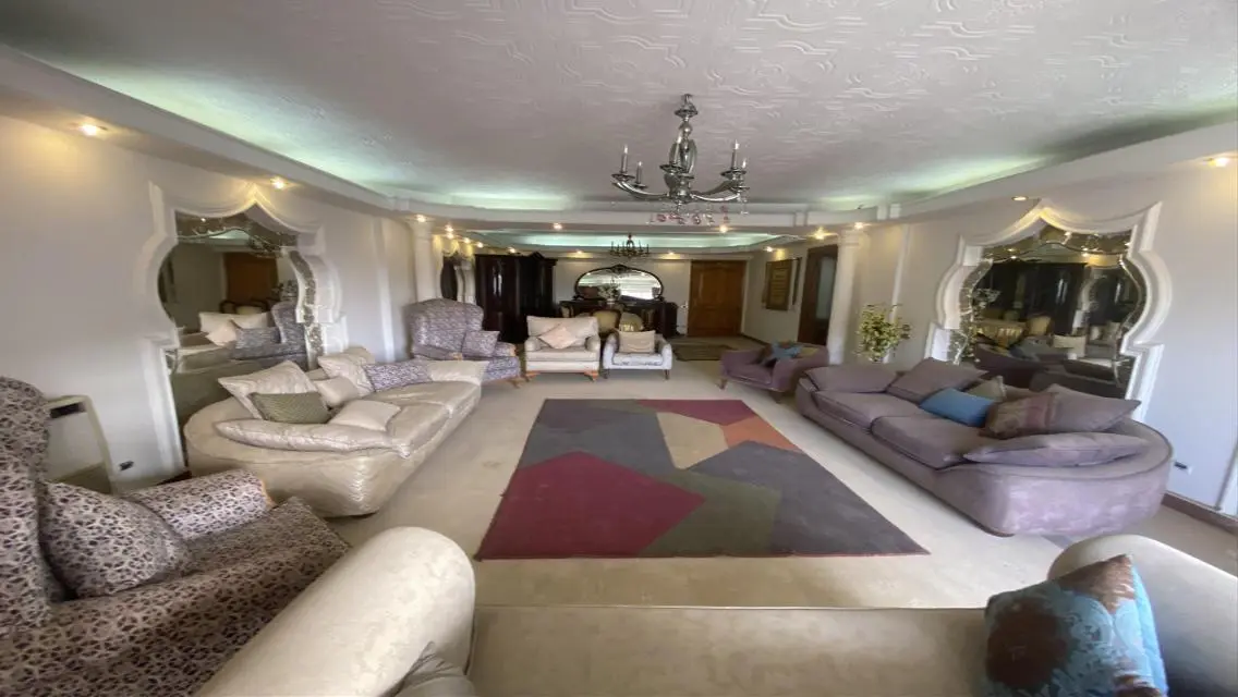 Luxury Apartment with Modern Design in A-Class