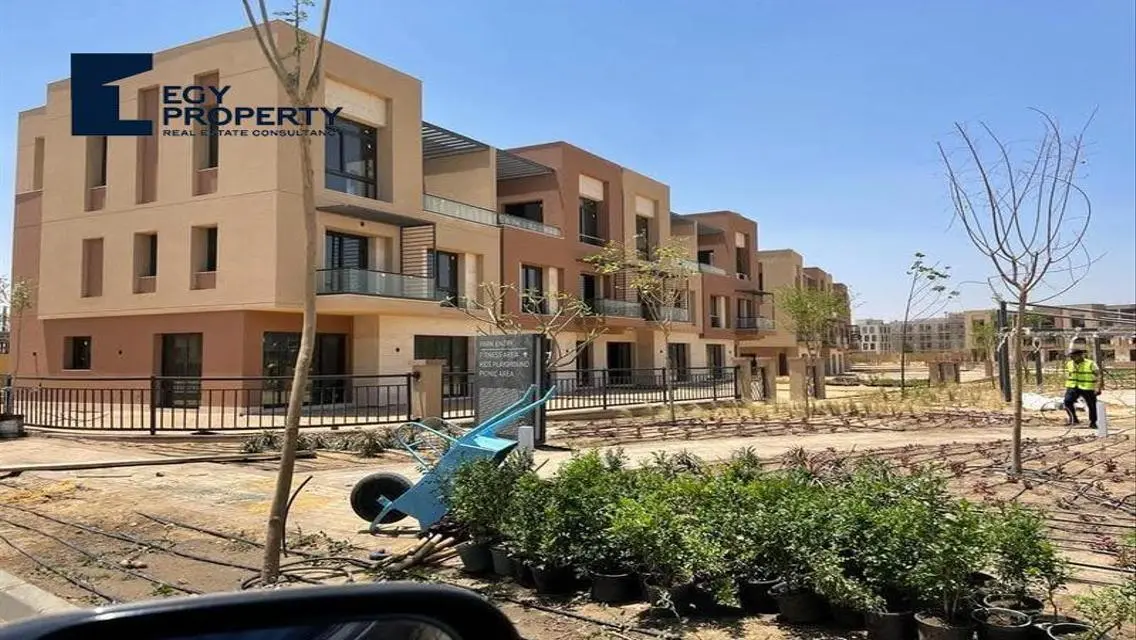 شقة رائعة للبيع في ديستريكت 5
