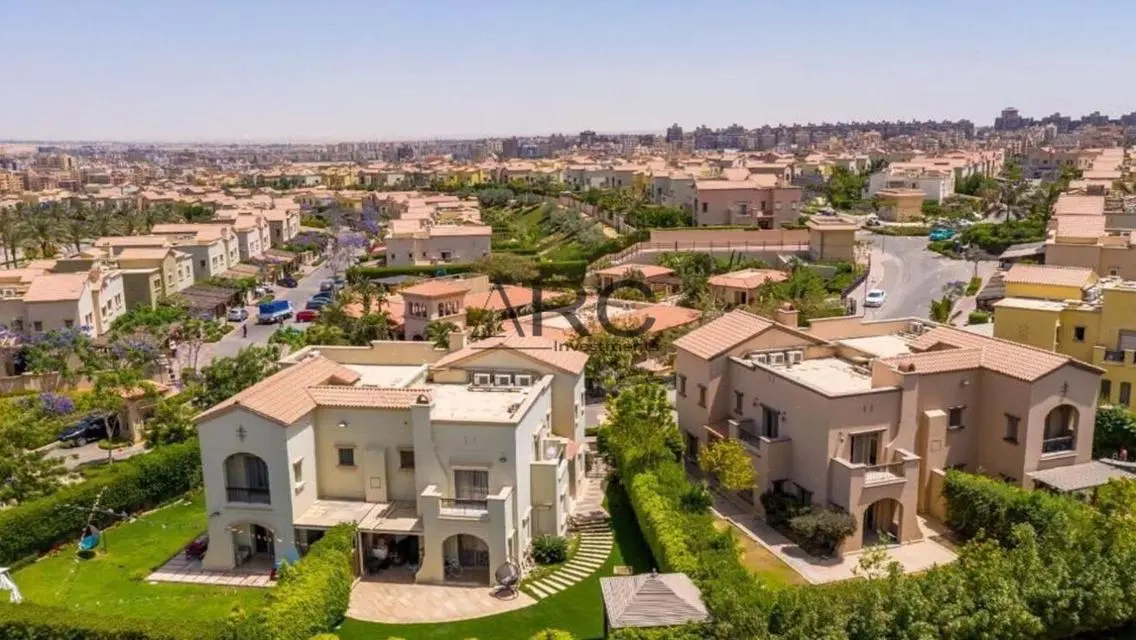 Luxury Villa with Spacious Area and Private Pool