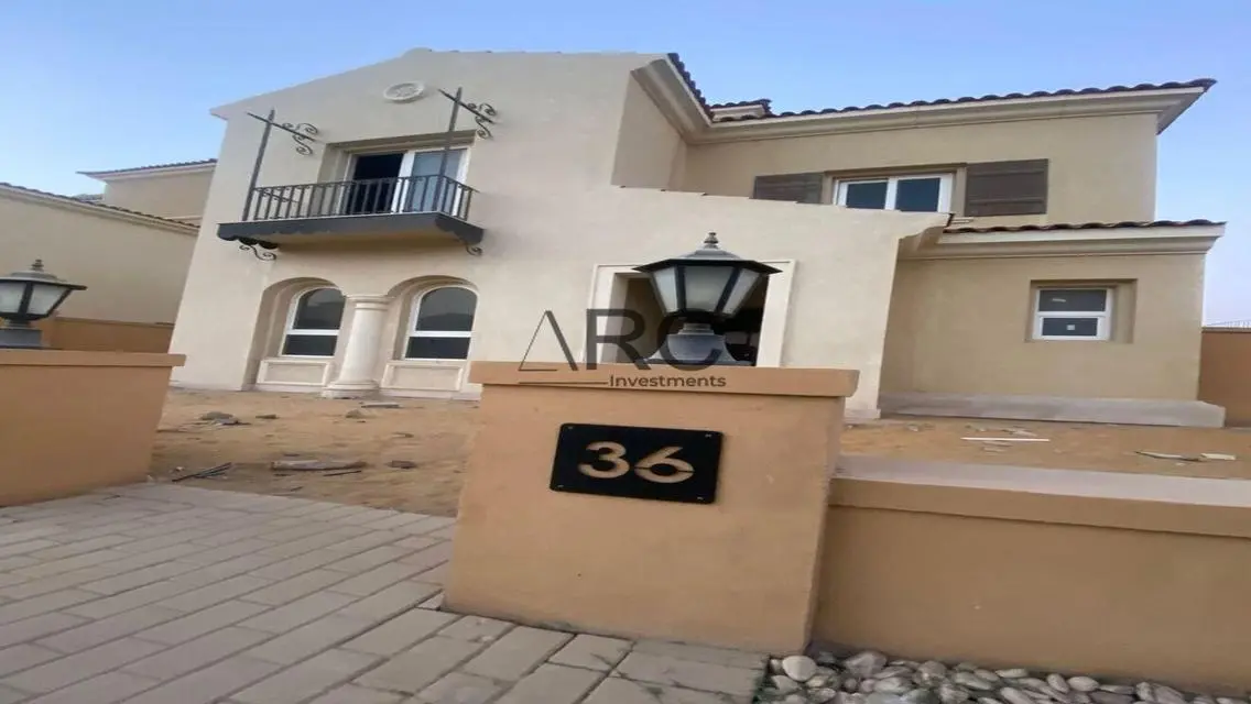 Luxury Villa with Spacious Area and Private Pool
