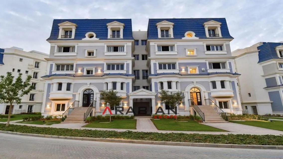 Luxurious Apartment with Spacious Layout in Cairo's Prime Area