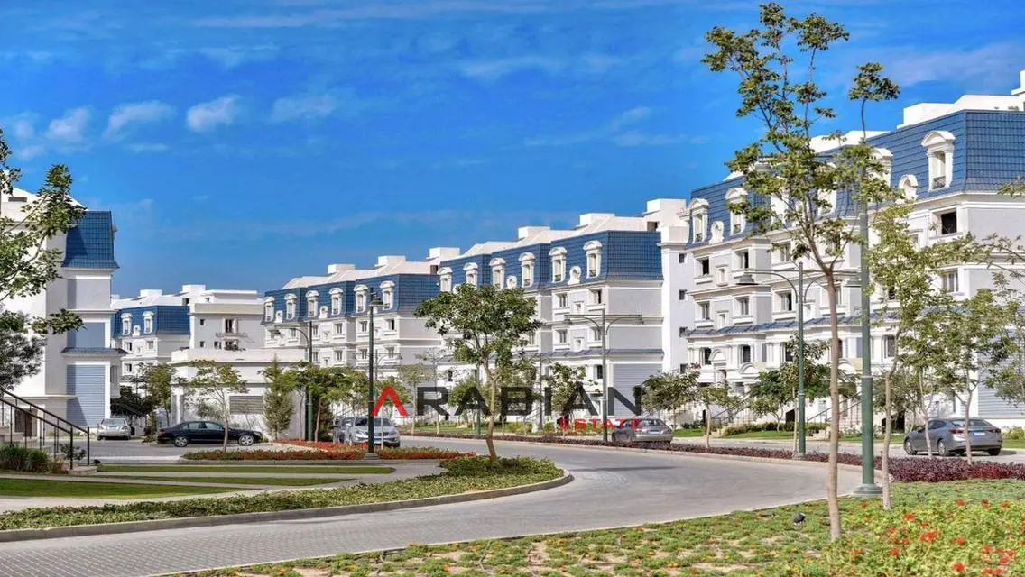 Luxurious Apartment with Spacious Layout in Cairo's Prime Area