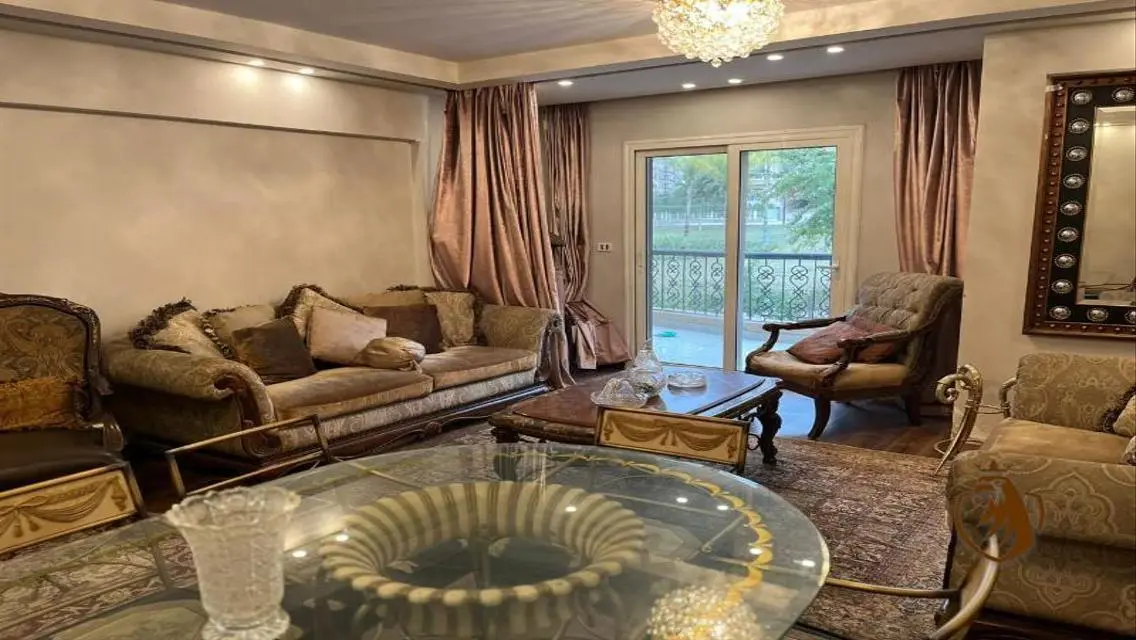 شقة فاخرة في مدينة الرحاب - 11,500,000 جنيه