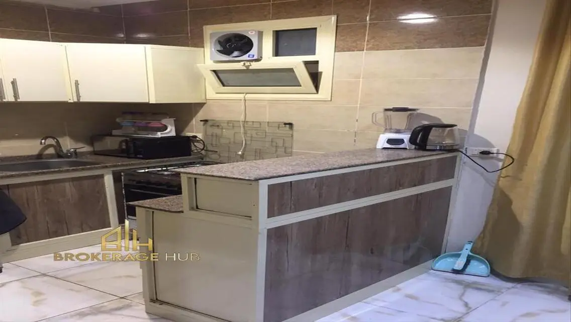 شقة مميزة 100 متر للإيجار في موقع رائع