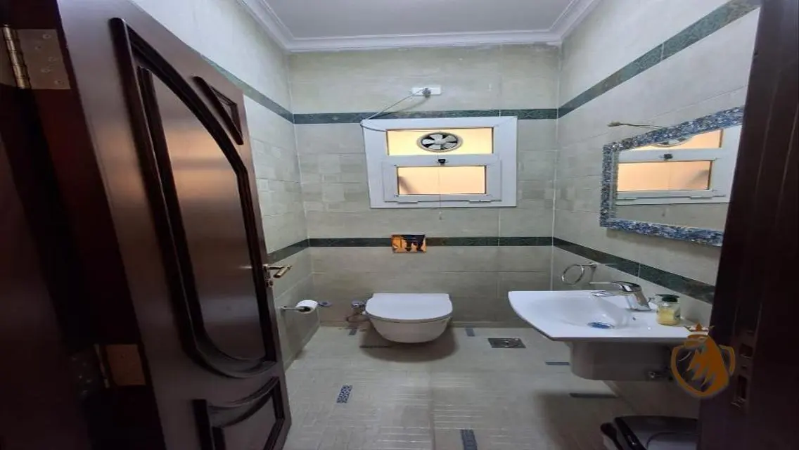 Luxury Apartment for Sale in Rehab City - 460 sqm