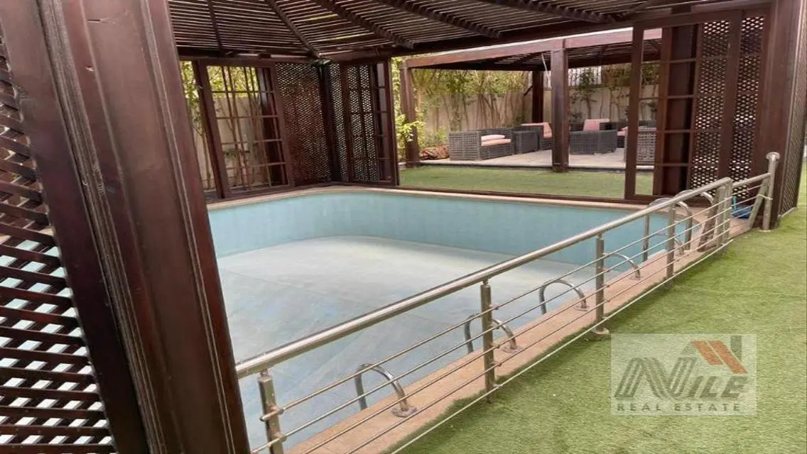 Luxury Villa for Sale - 560 Sqm with Private Pool and Garden