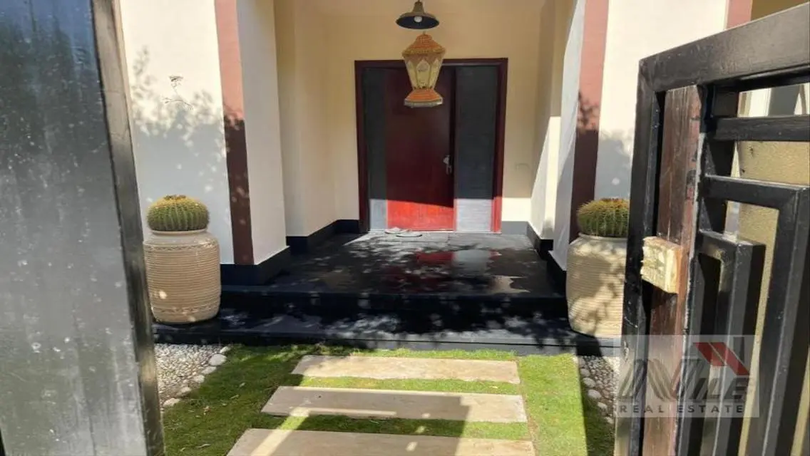 Luxury Villa for Sale - 560 Sqm with Private Pool and Garden