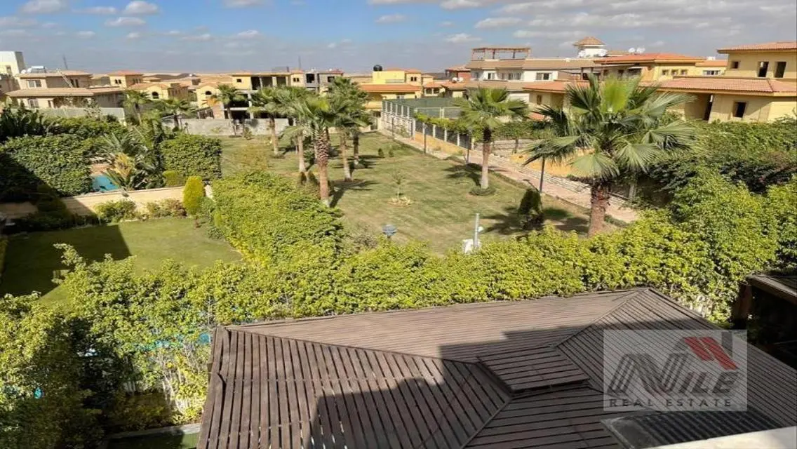 Luxury Villa for Sale - 560 Sqm with Private Pool and Garden