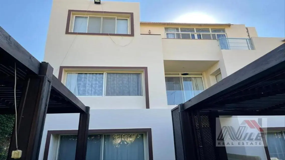 Luxury Villa for Sale - 560 Sqm with Private Pool and Garden