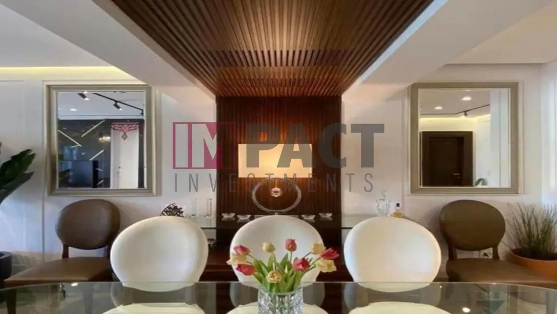 فيلا رائعة تطل على الجبل في i-City