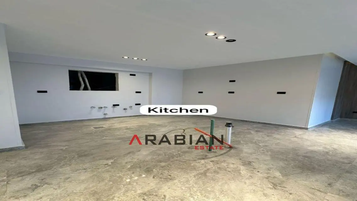 Luxury Apartment for Sale with Stunning Lake View