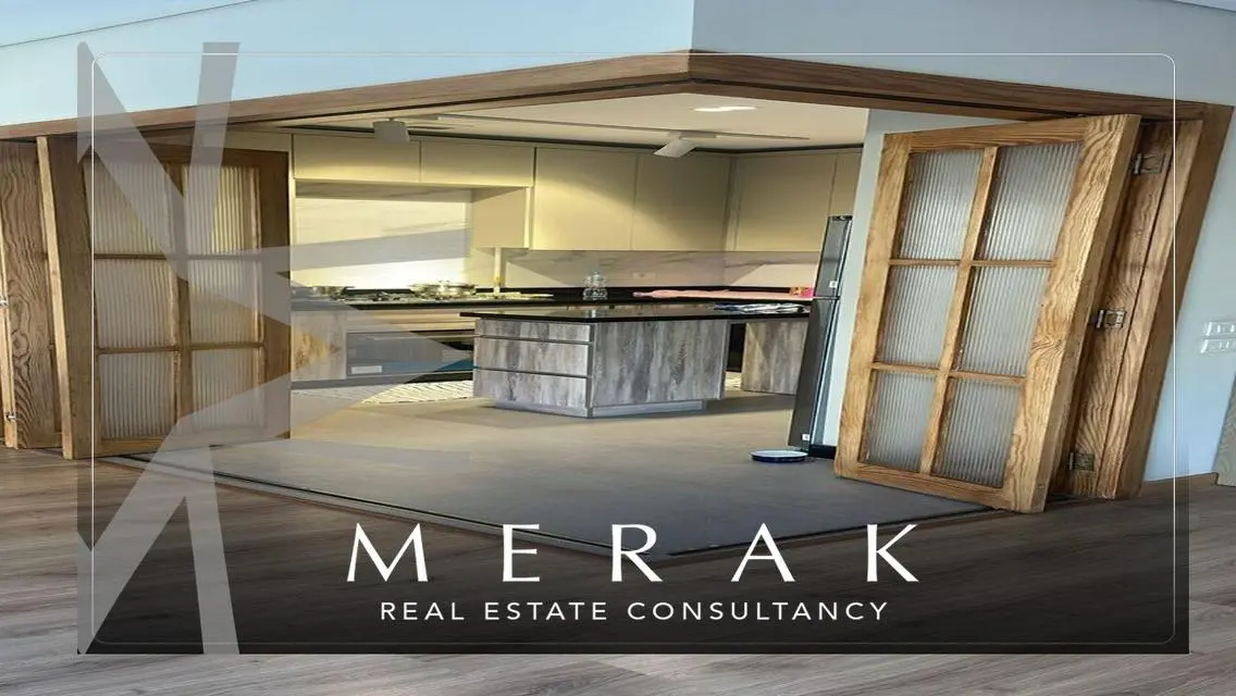 Luxury Apartment with Spacious Layout in the Heart of the City