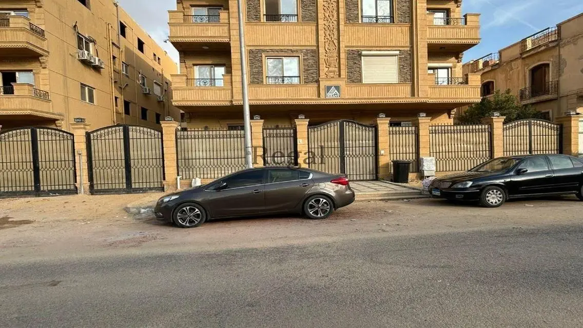 شقة فاخرة للبيع في قلب المدينة