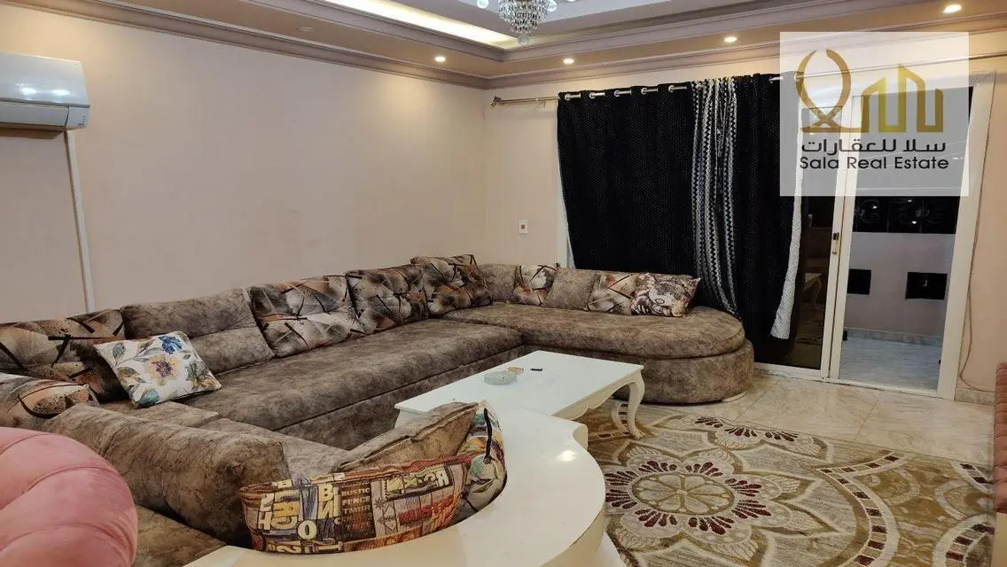 شقة فاخرة للإيجار في موقع متميز