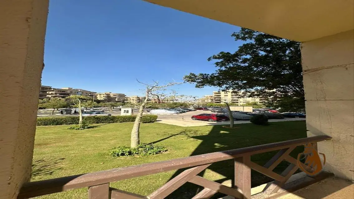 Luxury Apartment in Rehab City