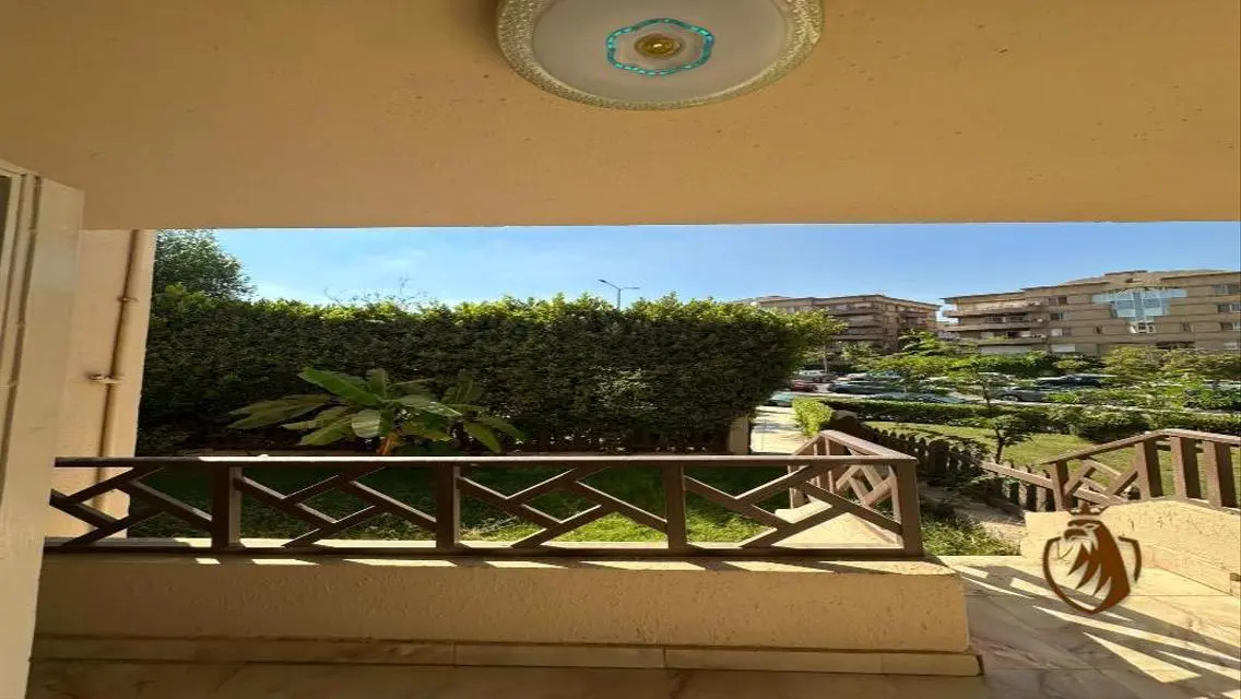 Luxury Apartment in Rehab City